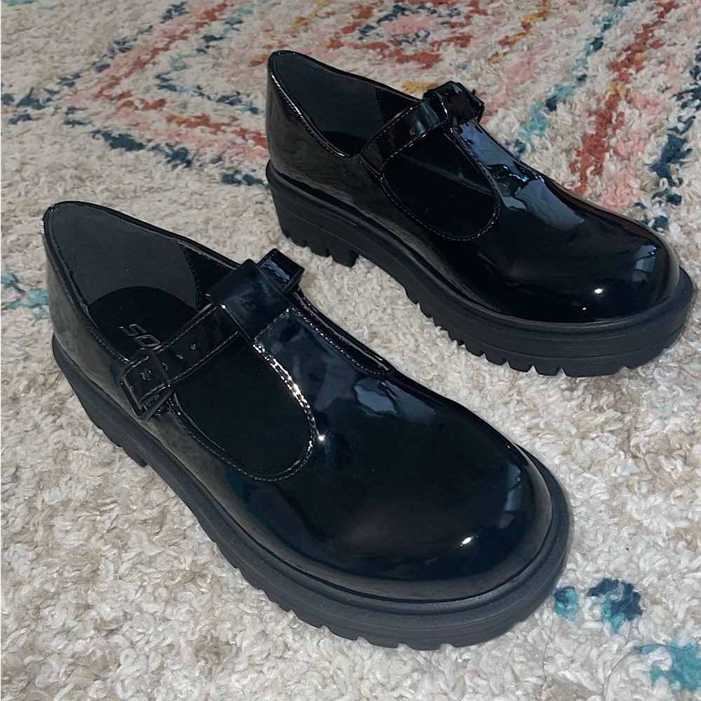 Brand new chunky black Mary Jane style shoes